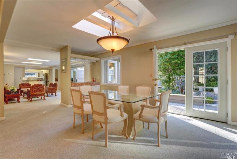 111 Gregory Dr, Fairfax, CA 94930 photo 4