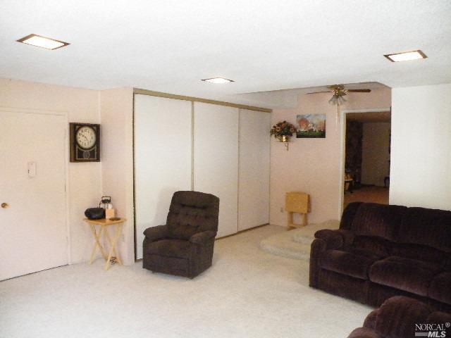 218 Cardinal Ln, Vallejo, CA 94589 photo 8