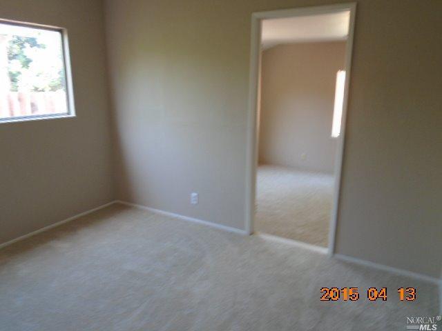 254 E Pacific Ave, Fairfield, CA 94533 photo 9