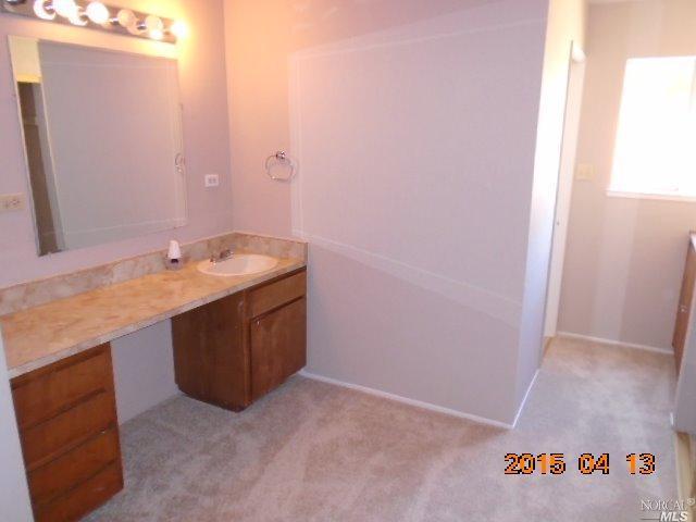254 E Pacific Ave, Fairfield, CA 94533 photo 8