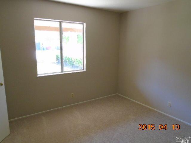 254 E Pacific Ave, Fairfield, CA 94533 photo 12