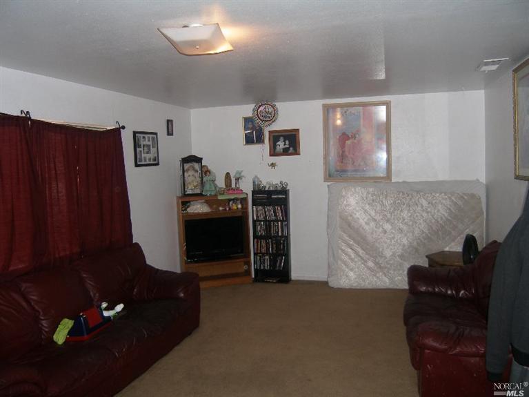 9703 Orion Dr, Windsor, CA 95492 photo 3