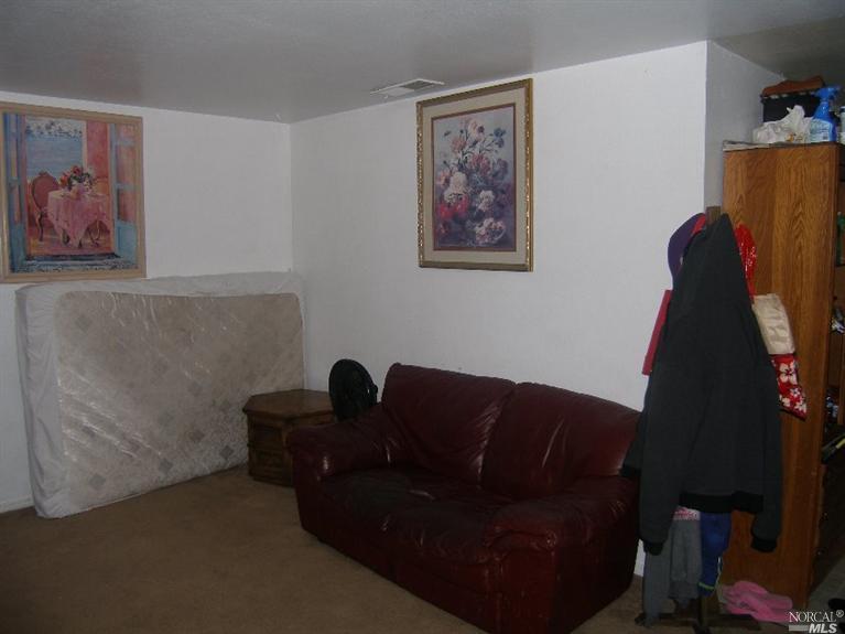 9703 Orion Dr, Windsor, CA 95492 photo 4