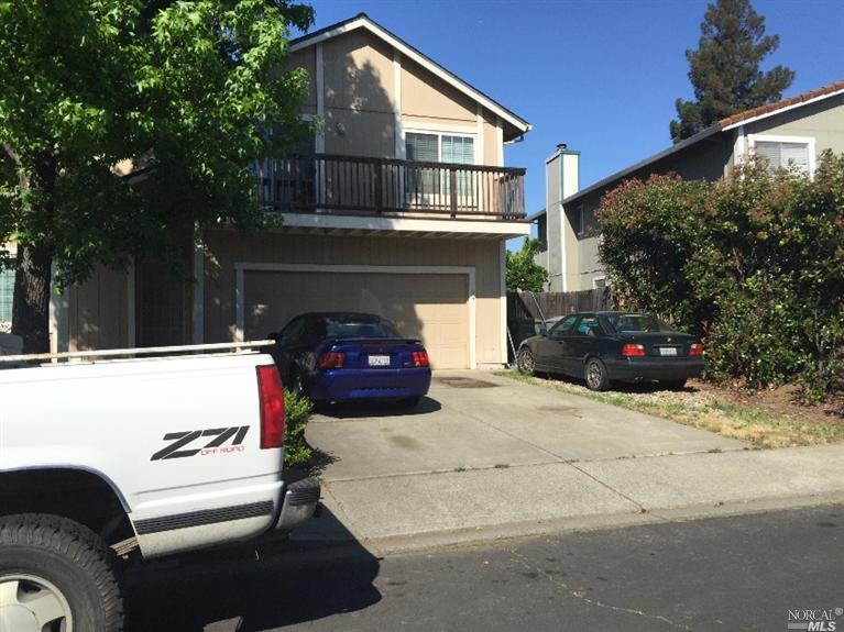 656 Duncan Dr, Vacaville, CA 95687 photo 3
