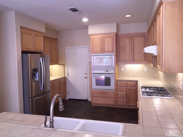 428 Mountain Meadows Dr, Fairfield, CA 94534 photo 10