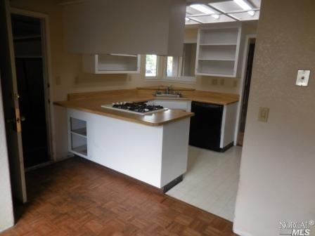 1069 Ely Blvd S, Petaluma, CA 94954 photo 2