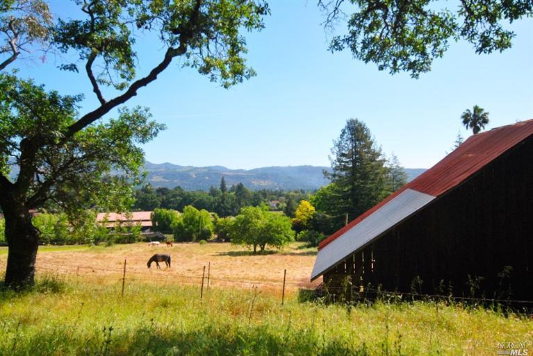 17986 Carriger Rd, Sonoma, CA 95476 photo 2