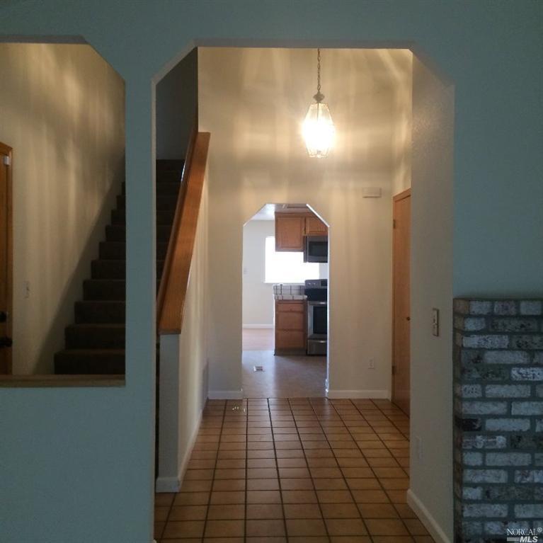 325 Broad Oak Way, Windsor, CA 95492 photo 4