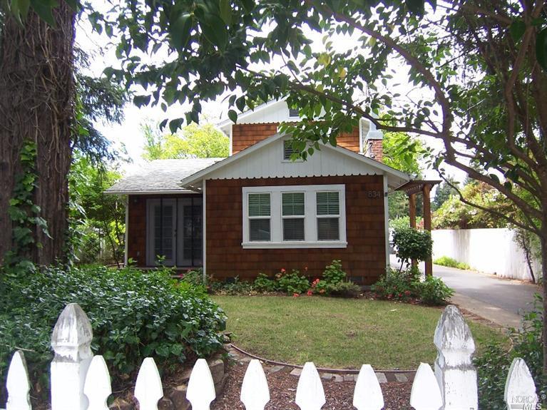 834 Cypress Ave, Ukiah, CA 95482 photo 1