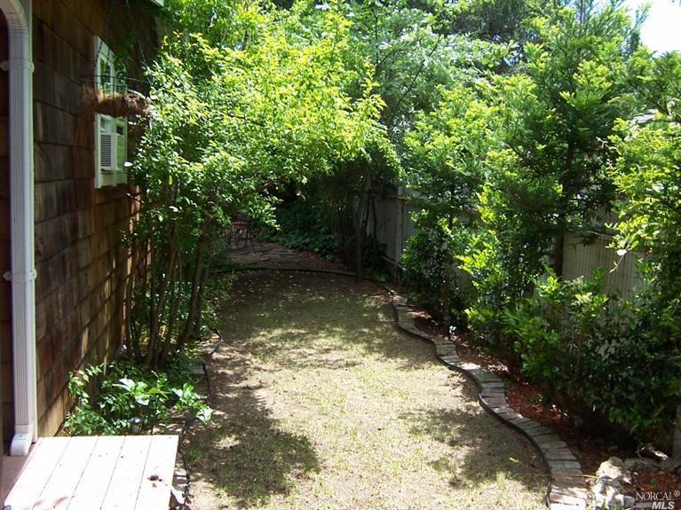 834 Cypress Ave, Ukiah, CA 95482 photo 22
