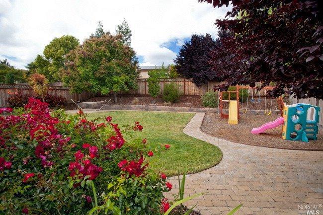 1457 Golf Course Dr, Windsor, CA 95492 photo 13