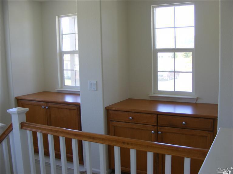 400 Klein Ave, Vallejo, CA 94592 photo 5
