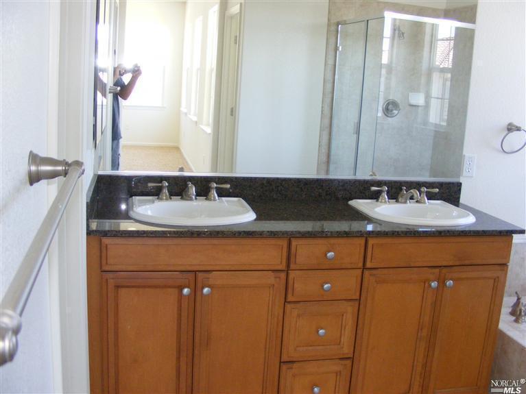 400 Klein Ave, Vallejo, CA 94592 photo 8