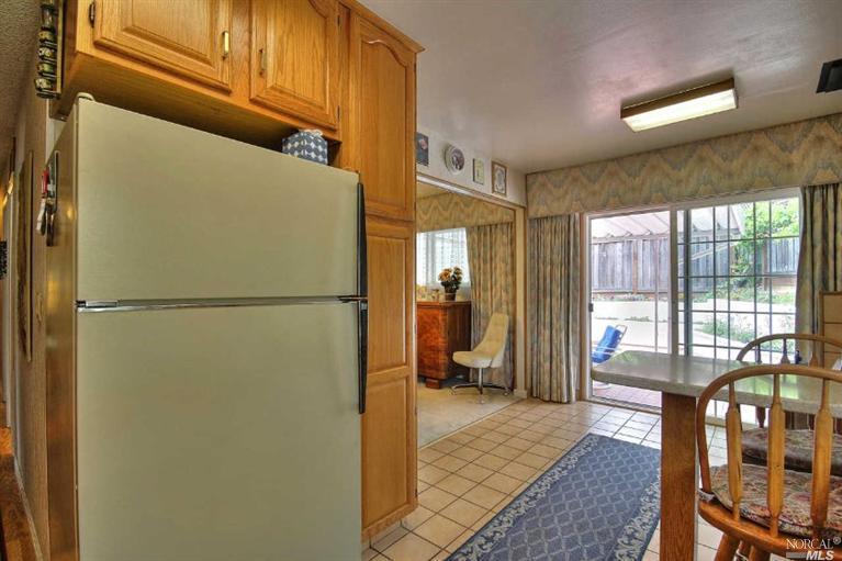 1005 Samuel Dr, Petaluma, CA 94952 photo 8
