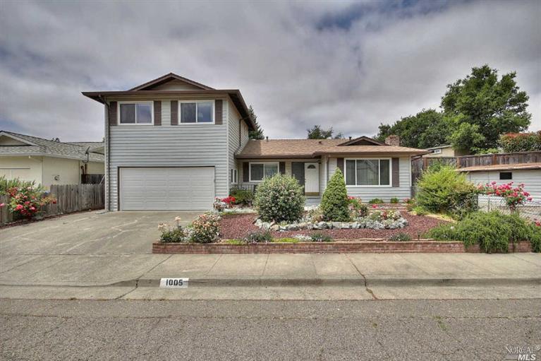1005 Samuel Dr, Petaluma, CA 94952 photo 1