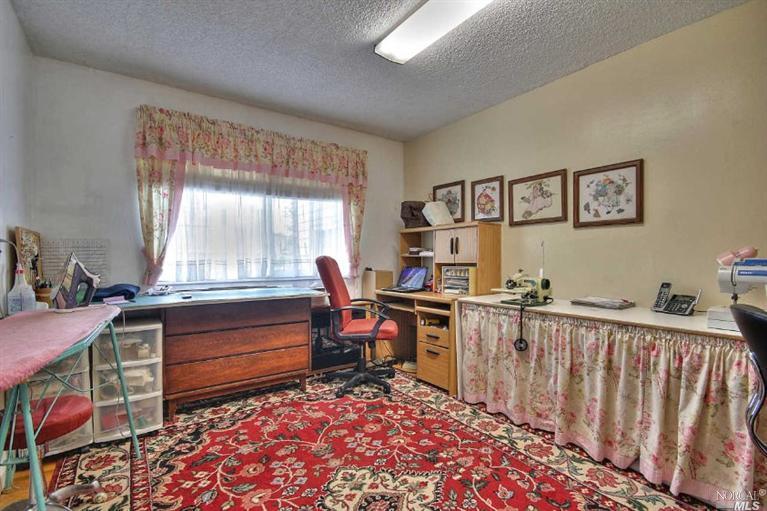 1005 Samuel Dr, Petaluma, CA 94952 photo 14