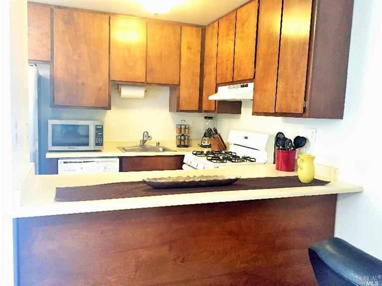 101 Nautical Ct, Vallejo, CA 94591 photo 4