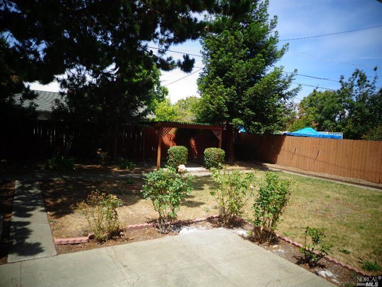 261 Ebbetts Pass Rd, Vallejo, CA 94589 photo 4