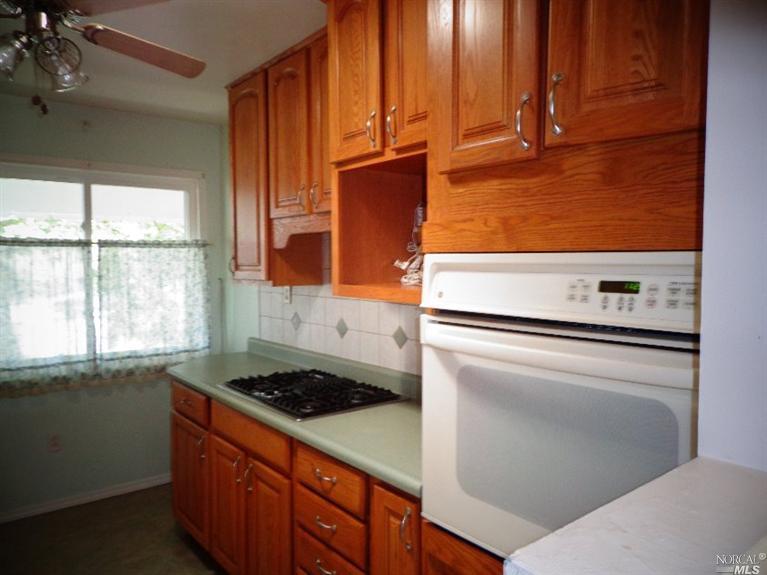 261 Ebbetts Pass Rd, Vallejo, CA 94589 photo 2