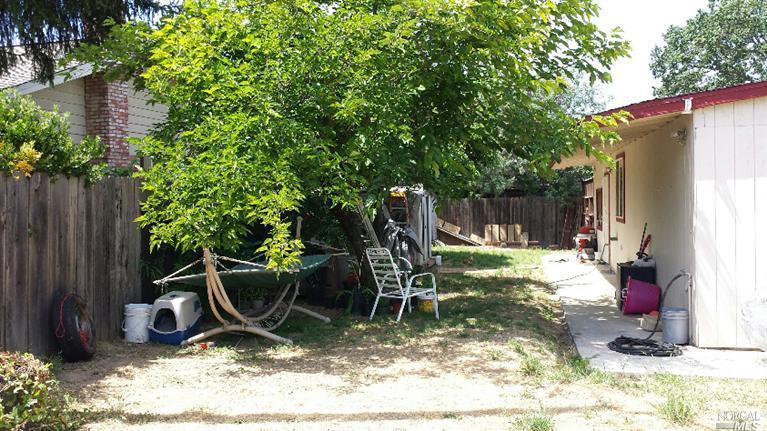 36 Meadowbrook Dr, Ukiah, CA 95482 photo 5