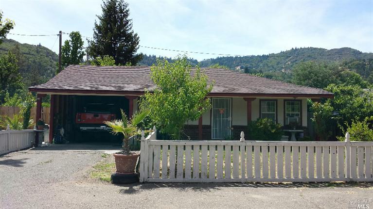 36 Meadowbrook Dr, Ukiah, CA 95482 photo 1