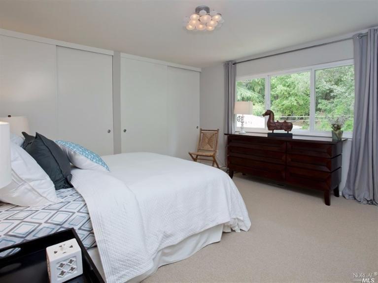 96 Gregory Dr, Fairfax, CA 94930 photo 3