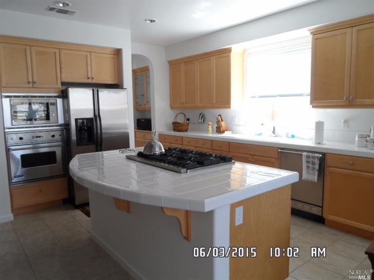 4096 Summer Gate Ave, Vallejo, CA 94591 photo 2