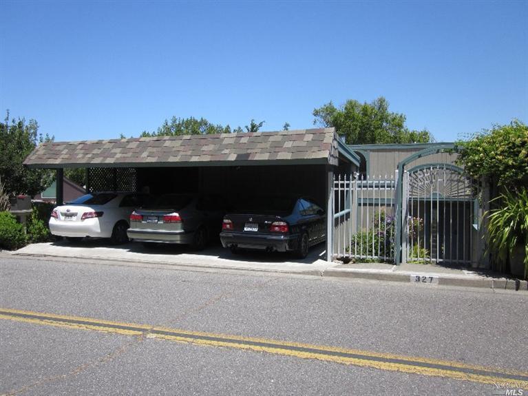 327 Carrera Dr, Mill Valley, CA 94941 photo 4