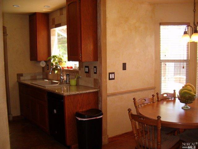 430 Cynthia Ct, Windsor, CA 95492 photo 6