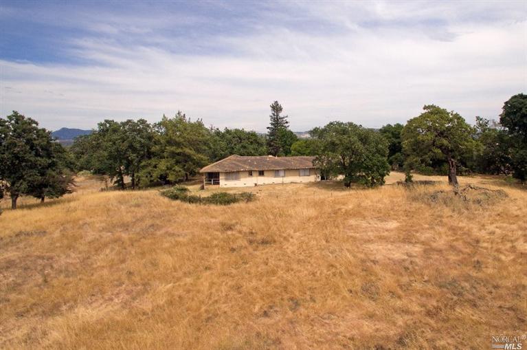 7129 Windsor Rd, Windsor, CA 95492 photo 2