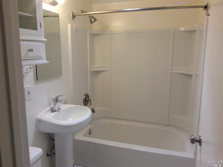 452 Diana Dr, Vallejo, CA 94589 photo 7