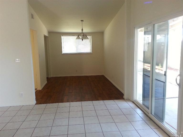 452 Diana Dr, Vallejo, CA 94589 photo 5