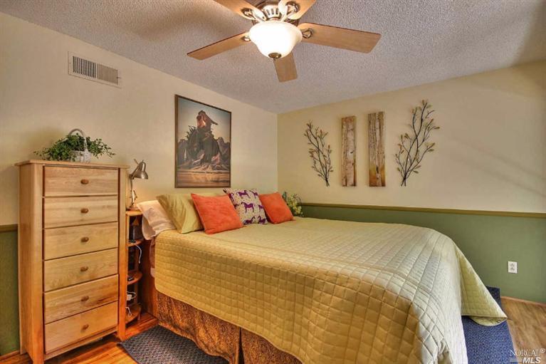37 Flicker Dr, Novato, CA 94949 photo 10
