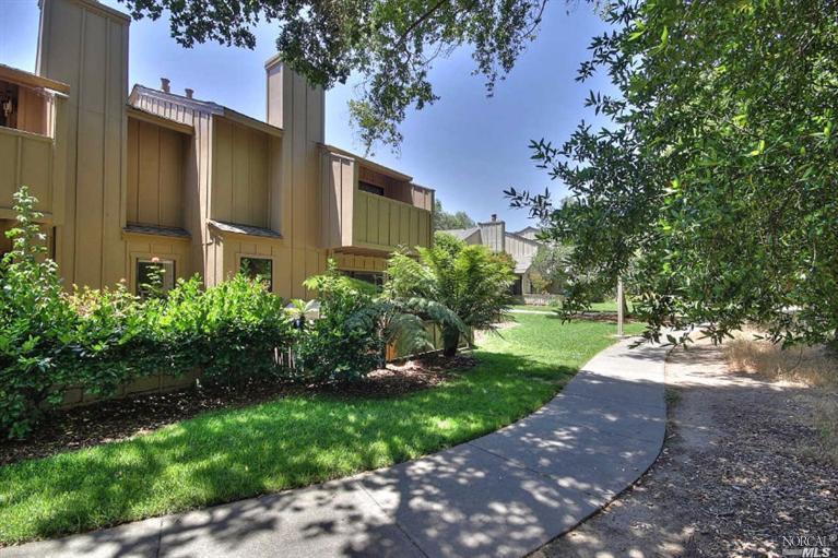 37 Flicker Dr, Novato, CA 94949 photo 24
