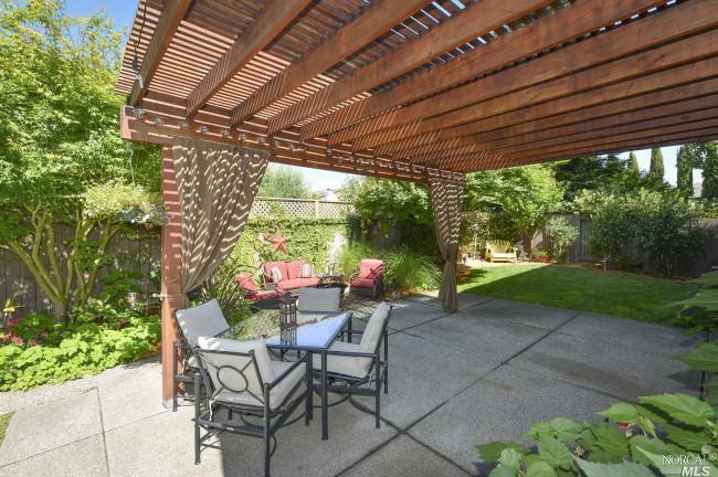 7425 10th Hole Dr, Windsor, CA 95492 photo 22