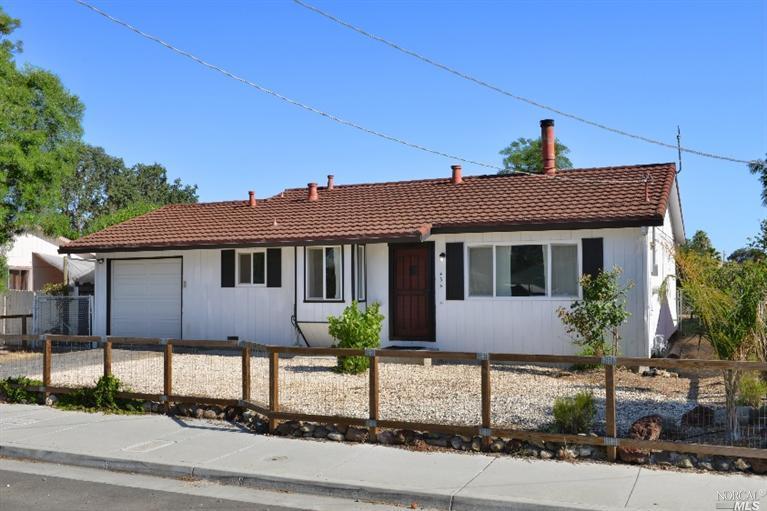 454 Wall St, Windsor, CA 95492 photo 1