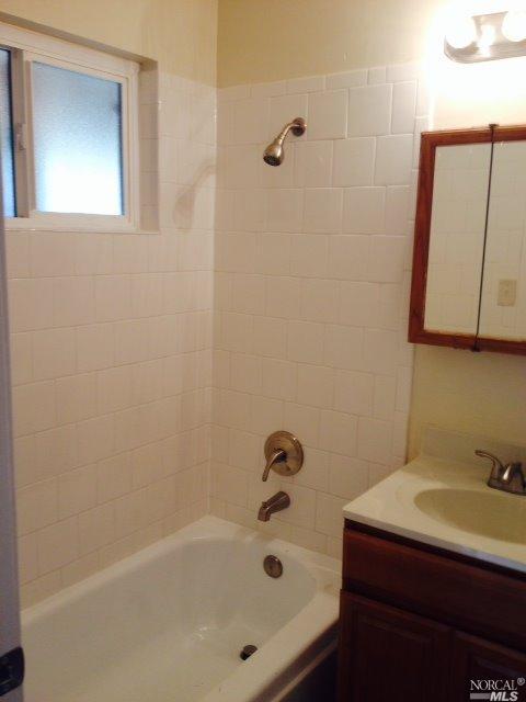 175 Amherst Ave, Vallejo, CA 94589 photo 6