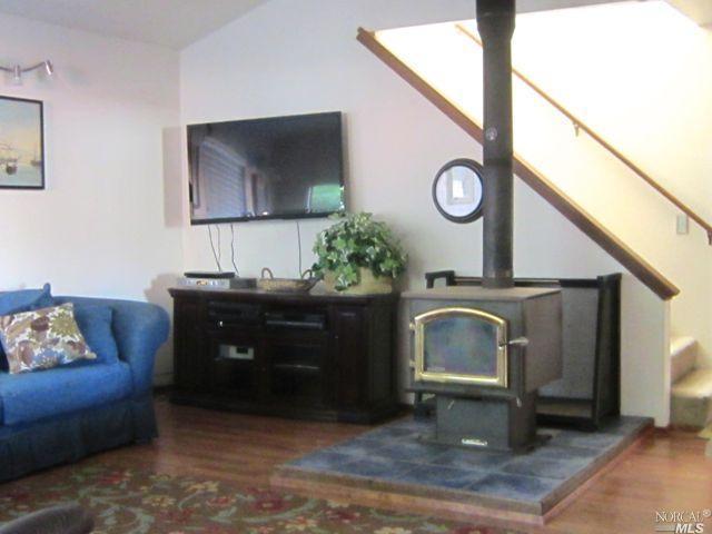120 Laurel St, Willits, CA 95490 photo 3