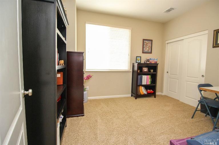 2390 White Dr, Fairfield, CA 94533 photo 16