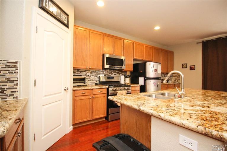 2390 White Dr, Fairfield, CA 94533 photo 13