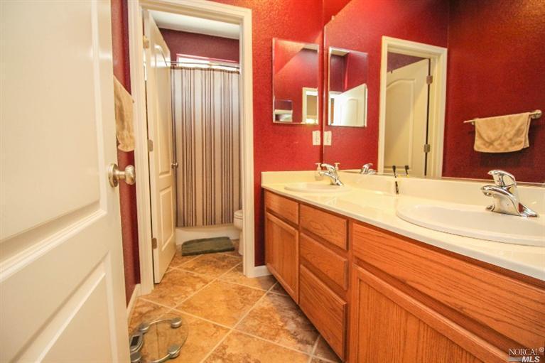 2390 White Dr, Fairfield, CA 94533 photo 20