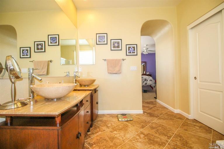 2390 White Dr, Fairfield, CA 94533 photo 28