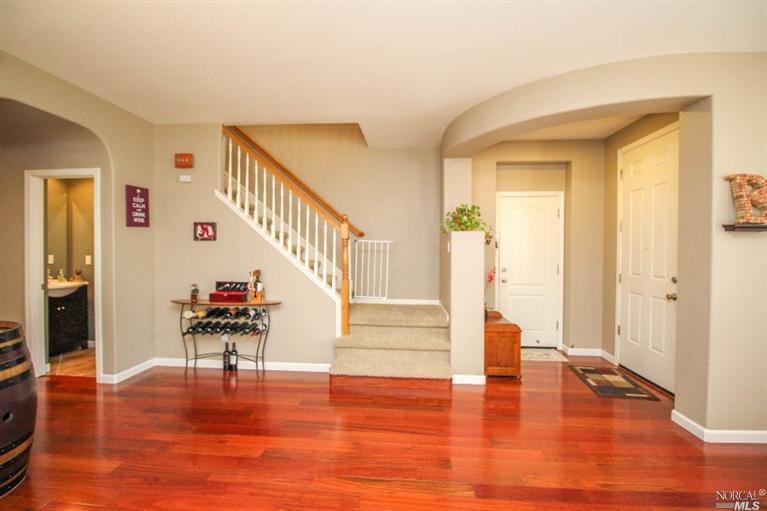 2390 White Dr, Fairfield, CA 94533 photo 8