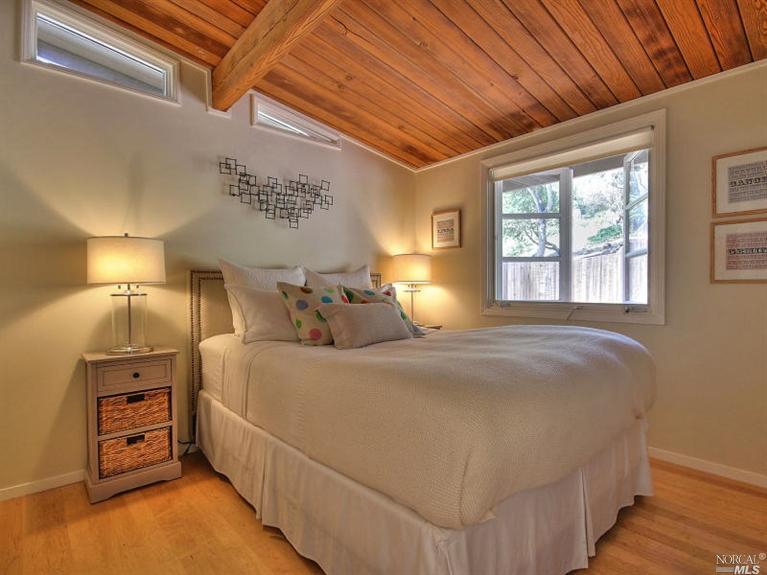94 Meadow Valley Rd, Corte Madera, CA 94925 photo 17