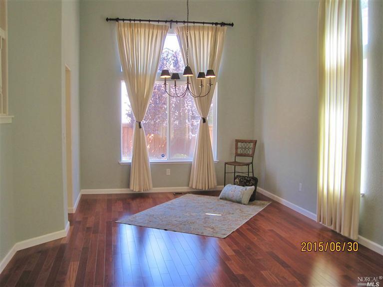 577 Dynasty Dr, Fairfield, CA 94534 photo 6