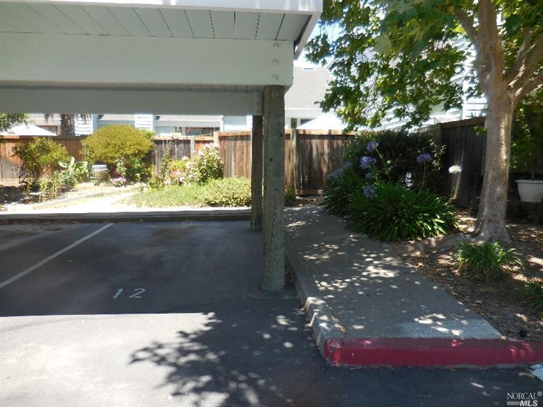 162 Courtyards E, Windsor, CA 95492 photo 3