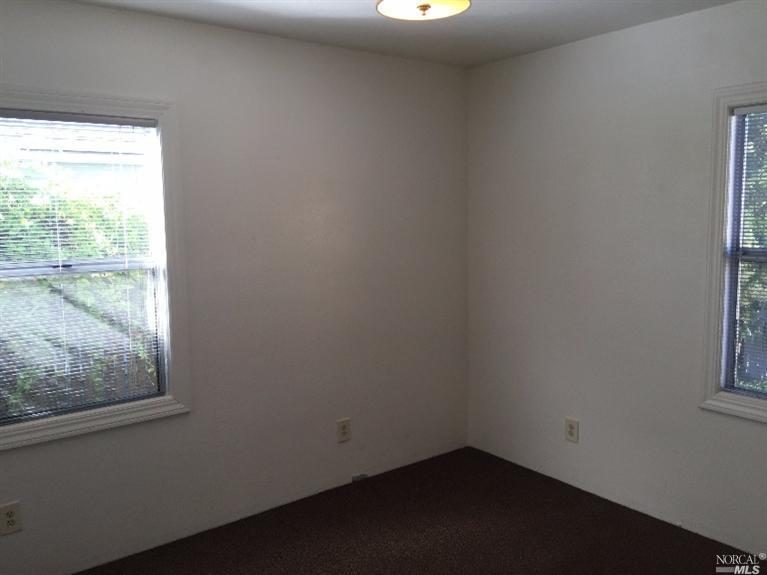 18 Thomas Ave, Vallejo, CA 94590 photo 12