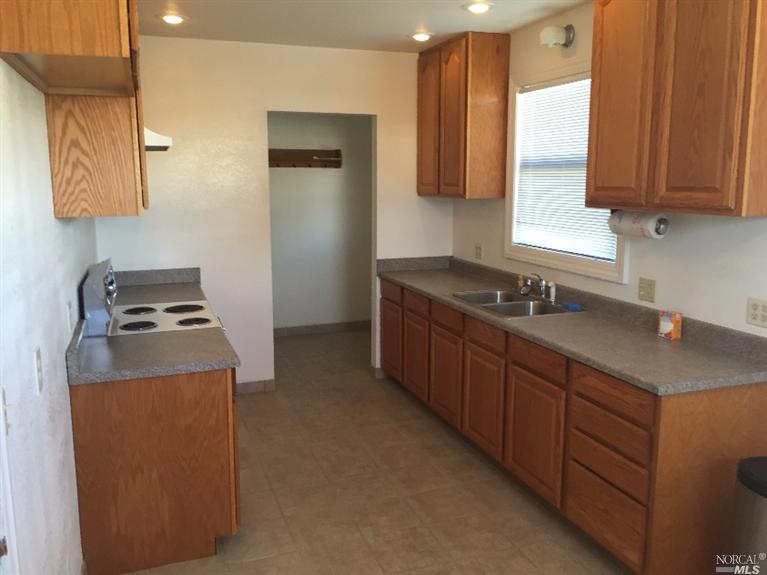 18 Thomas Ave, Vallejo, CA 94590 photo 7