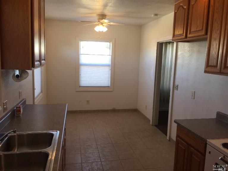 18 Thomas Ave, Vallejo, CA 94590 photo 8