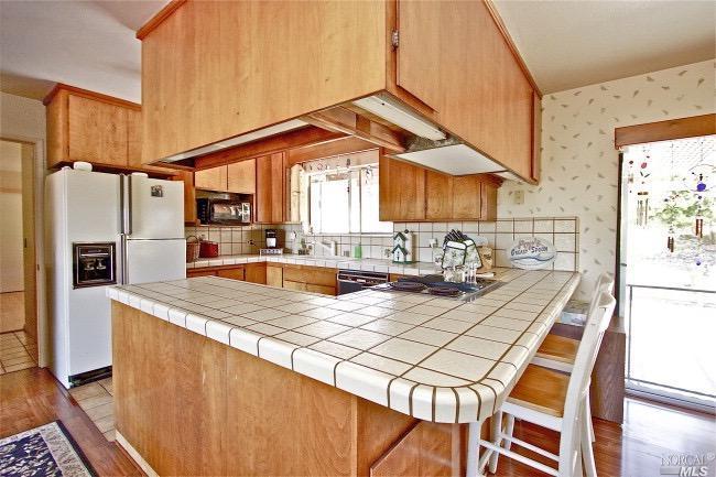 220 Eucalyptus Rd, Petaluma, CA 94952 photo 4
